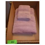 FIELDCREST & MARTEX TOWELS, HAND TOWELS & WASH>>>