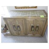 VTG UNIQUE FURNITURE CO BUFFET W/ TILED TOP>>