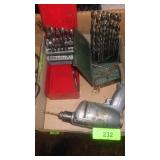 ASST. DRILL BITS, VTG POWER KRAFT DRILL (NO CORD)