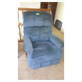 LA-Z-BOY RECLINER *BRING HELP*