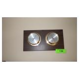 BAROMETER / THERMOMETER WEATHER STATION