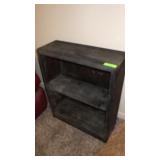 SMALL VINTAGE BOOKSHELF (MISSING VENEER ON ONE>>>