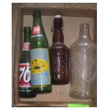 ASST VTG BOTTLE, 7-UP NOTRE DAME, ICE COLD 76,>>
