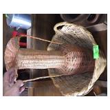 WICKER BASKET & WICKER BASKET VASE (26" TALL)