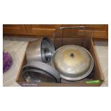 CAKE PANS, BUNDT PAN, JELLO RINGS, ALUMINUM POT>>>