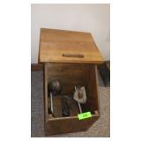 SHOE SHINE STOOL W/ ASST. ACCESSORIES