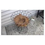 METAL PLANTER