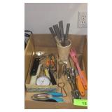 ASST. KITCHEN UTENSILS- CHEESE SLICER, HAND MIXER>