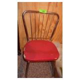 VINTAGE KIDS CHROME CHAIR W/ VINYL SEAT (SEE PICS)