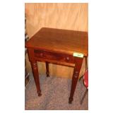 VINTAGE 1 DRAWER TABLE 19 x 16 x 29