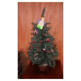 31" LIGHTED & DECORATED CHRISTMAS TREE W/ FAUX>