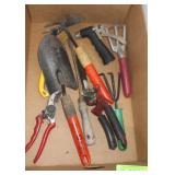ASST. GARDENING TOOLS, HOSSE NOZZLE, PRUNNERS