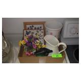 1990 EARTHTONES TRIVIT, SONOMA BIRDS TRIVIT, VASE>