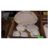 VINTAGE EGGSHELL NAUTILUS CREAM & SUGAR, PLATTER>>