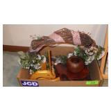 CYPRESS KNEE, VINE WREATH GOOSE PAPER TOWEL>>>>