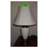 CERAMIC TABLE LAMP