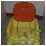 BOOSTER SEAT