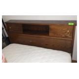 VTG OAK DOUBLE/FULL HEADBOARD (FREE MATTRESSES)>>>