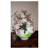 TELEFLORA MORNING GLORY TEAPOT FLOWER ARRANGEMENT
