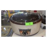 VINTAGE NESCO ROASTER (TURNS ON)