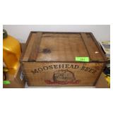 MOOSEHEAD BEER CRATE 18 x 12 x 10