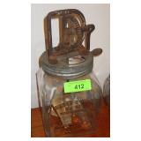 VINTAGE DAZEY BUTTER CHURN #40