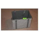 COLLAPSIBLE TOTE