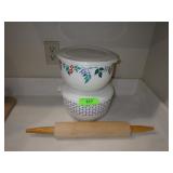 2 ENAMELWARE BOWLS W/ LIDS (1 KOBE), ROLLING PIN