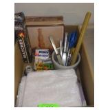 SMALL STONEWARE CROC, FIREPLACE MATCHES, CRAFT>>>