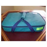 PYREX CASSEROLE DISH IN CARRIER