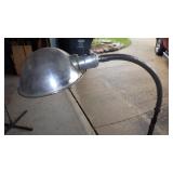 VINTAGE ADJUSTABLE FLOOR LAMP