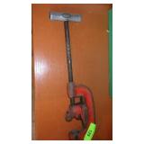 RIDGID PIPE CUTTER  1/2 - 2