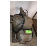 VINTAGE COMPRESSOR (NOT COMPLETE - NEEDS REPAIRS)