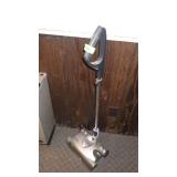 SHARK VACUUM CLEANER (NO CORD)
