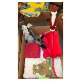 VTG CHRISTMAS DISH TOWELS, WOODEN SANTA, SANTA>>>