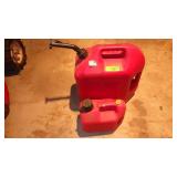 2 PLASTIC GAS CANS (1 & 5 GALLON)