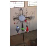 REPURPOSED / HANDMADE YARD ART CROSS W/HUMMING>>>>