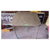 FOLDING CARD TABLE
