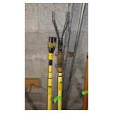 2 TELESCOPING LIGHT BULB CHANGERS