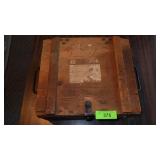 VTG WOODEN CRATE 13.5" X 12.5" X 7"