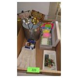 CANVAS GARDENING GLOVES, GLASS HERB MARKERS,>>