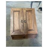 Tabletop cabinet