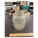 Glass jar