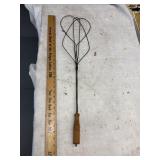 Rug beater