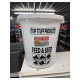 Feed and seed bucket
