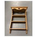 Wall shelf