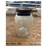 Glass jar with handle