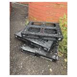 3 Plastic pallets