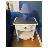 1 drawer end stand with lamp