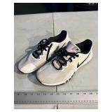 Size 9.5 Nike running shoes